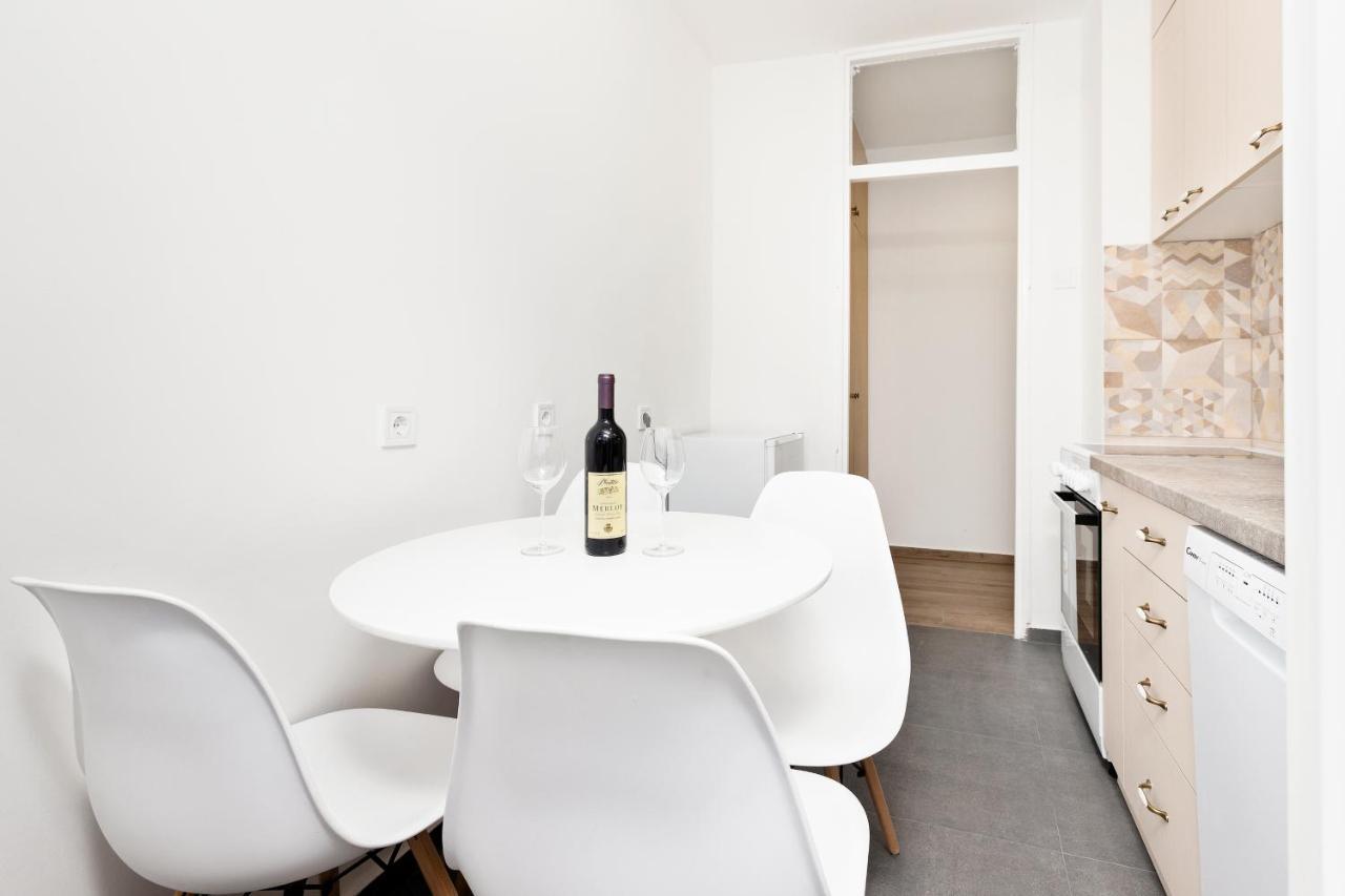Studio Apartman Scardona Котор Екстериор снимка