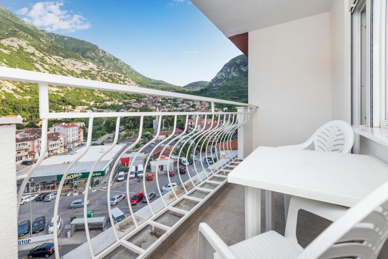 Studio Apartman Scardona Котор Екстериор снимка